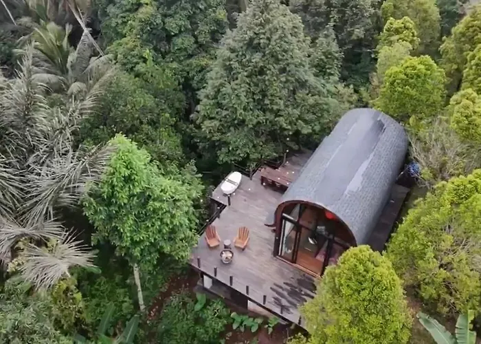 Luciole Mountain House With Jungle & Volcano Views Ferienhaus